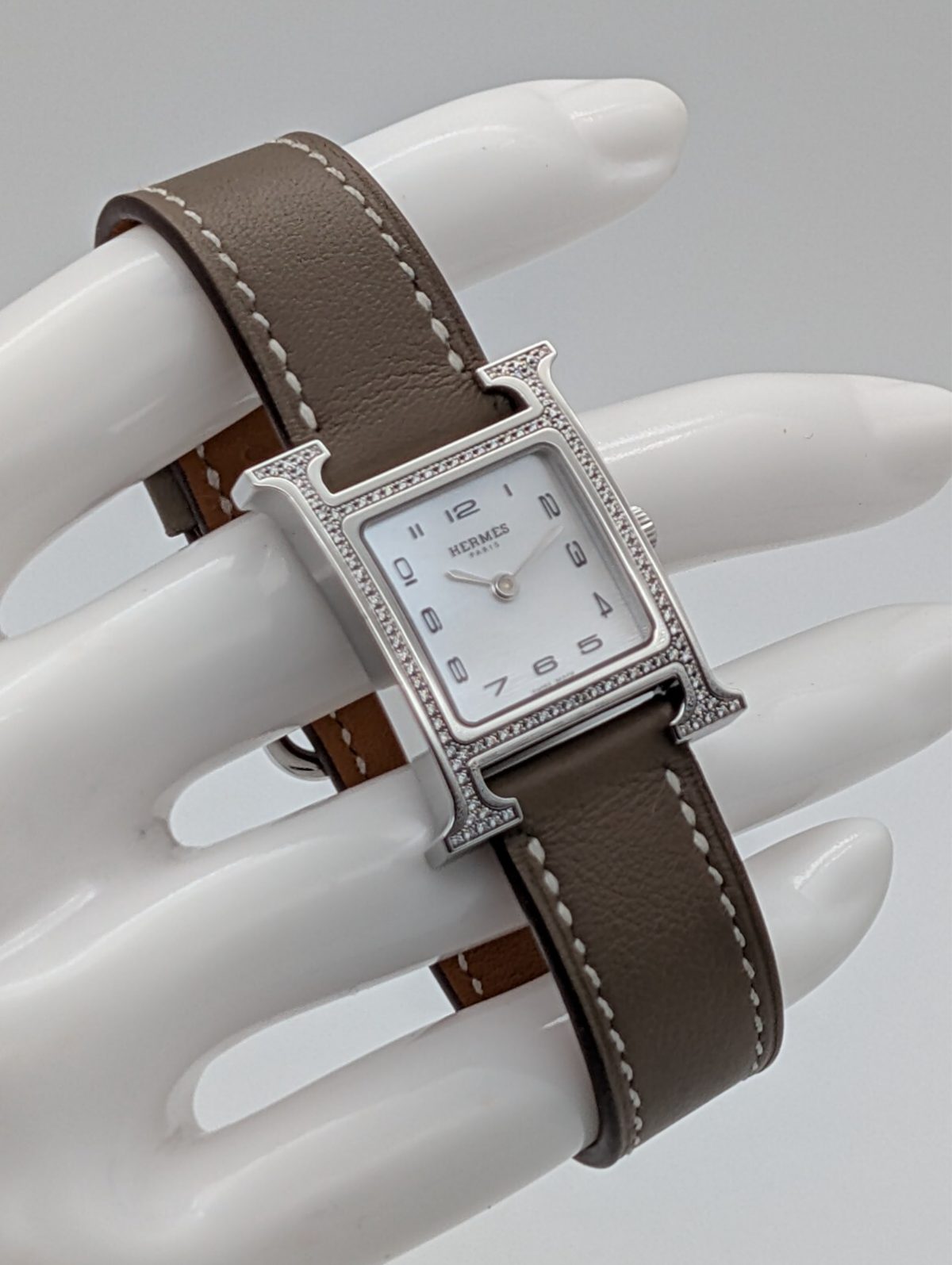Hermès Hermes Heure H Ø30mm Diamond Fullset Stahl Uhr Perlmutt Dial HH1.235 #786