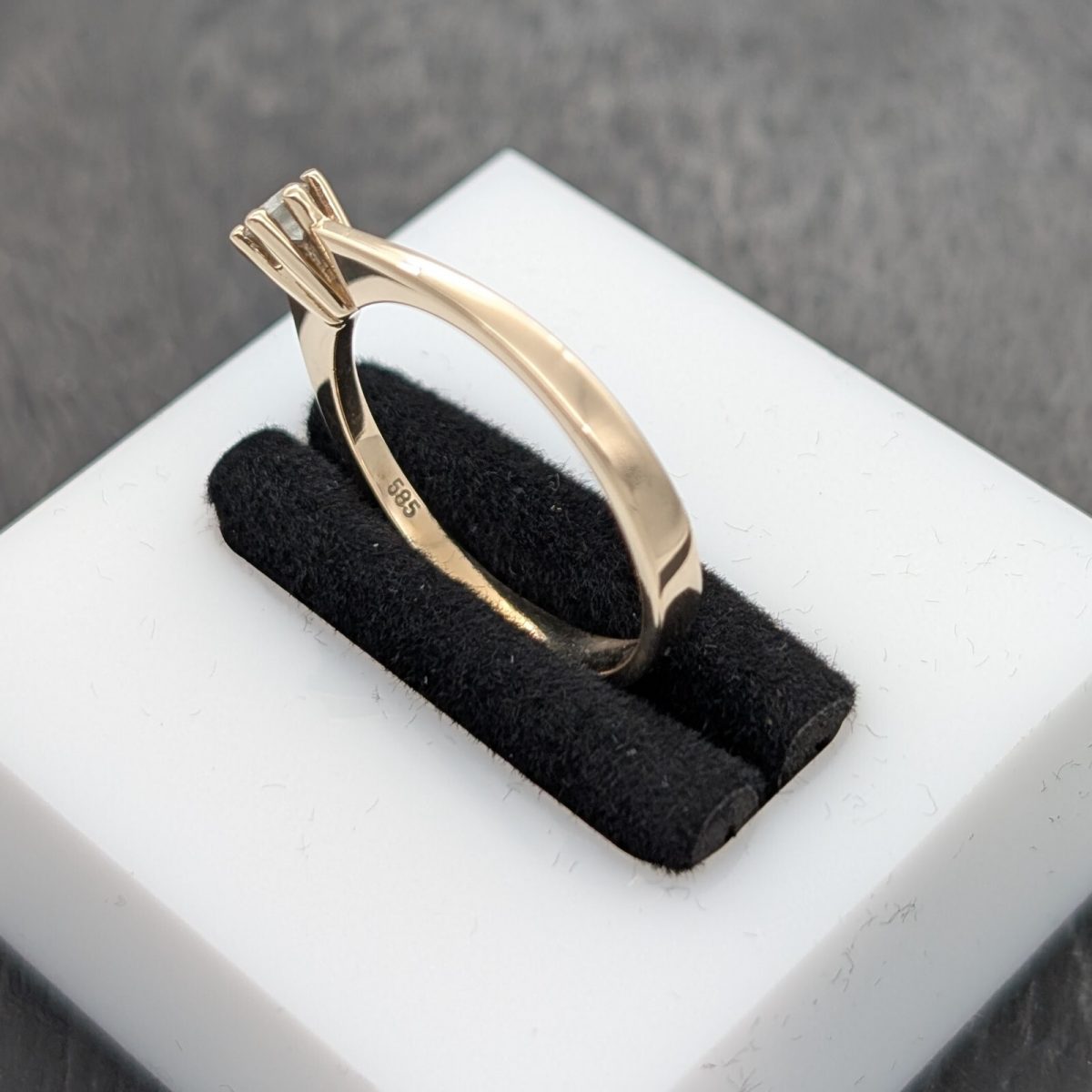 Solitär Damenring 585/14K Brillant 0,15ct 2,80Gramm Gelbgold Ring Gr.56 #1147