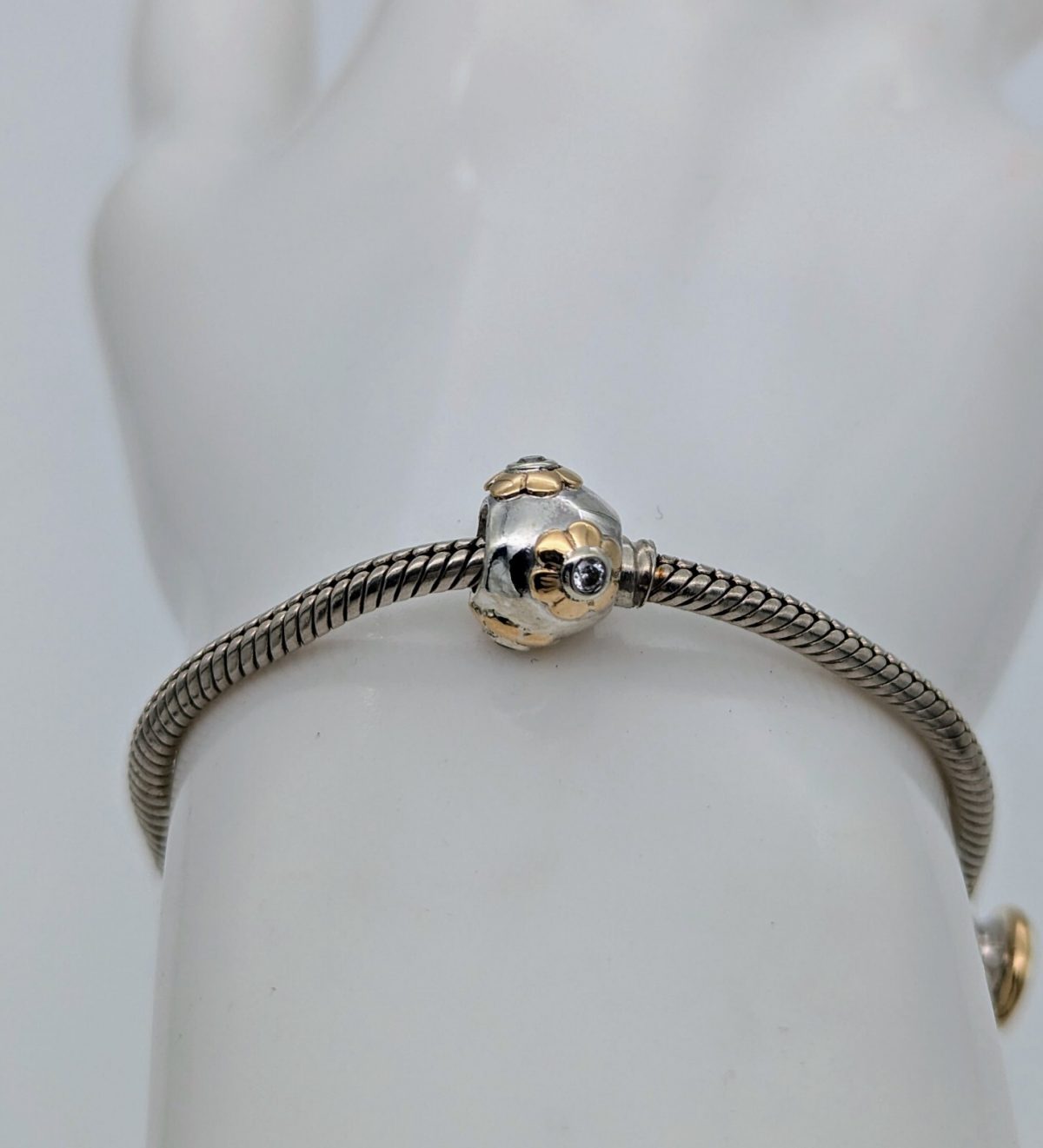 Pandora Raised Flower Charm Armband 925 ALE-14k Gold für Pandora Armbänder #440
