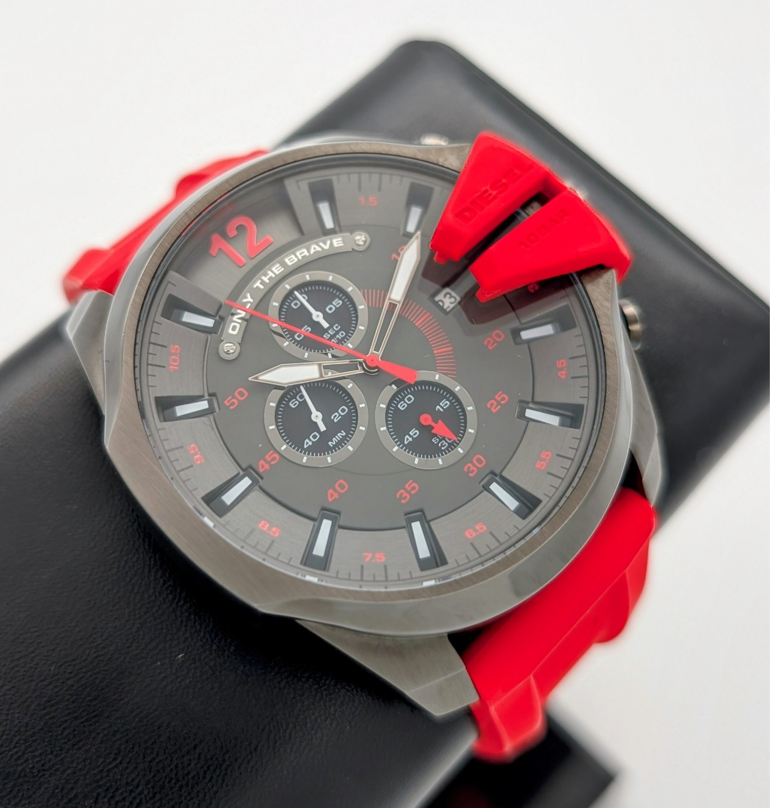 Diesel DZ4427 Mega Chief Grau Analogue Quarz Herrenuhr Ø46mm Uhr #1274
