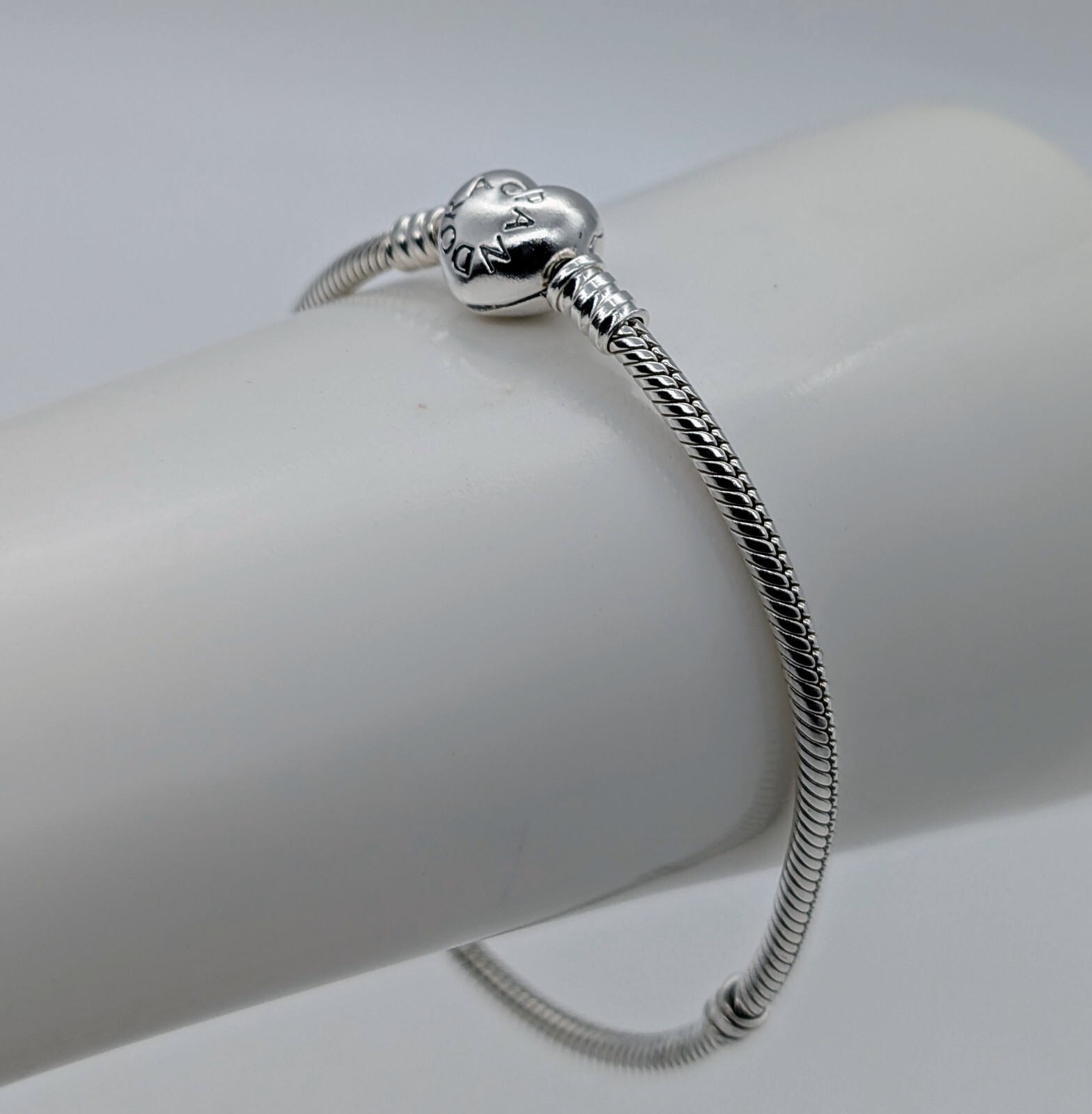 Pandora Armband 925 Sterling Silber 20cm 2xcharms #551