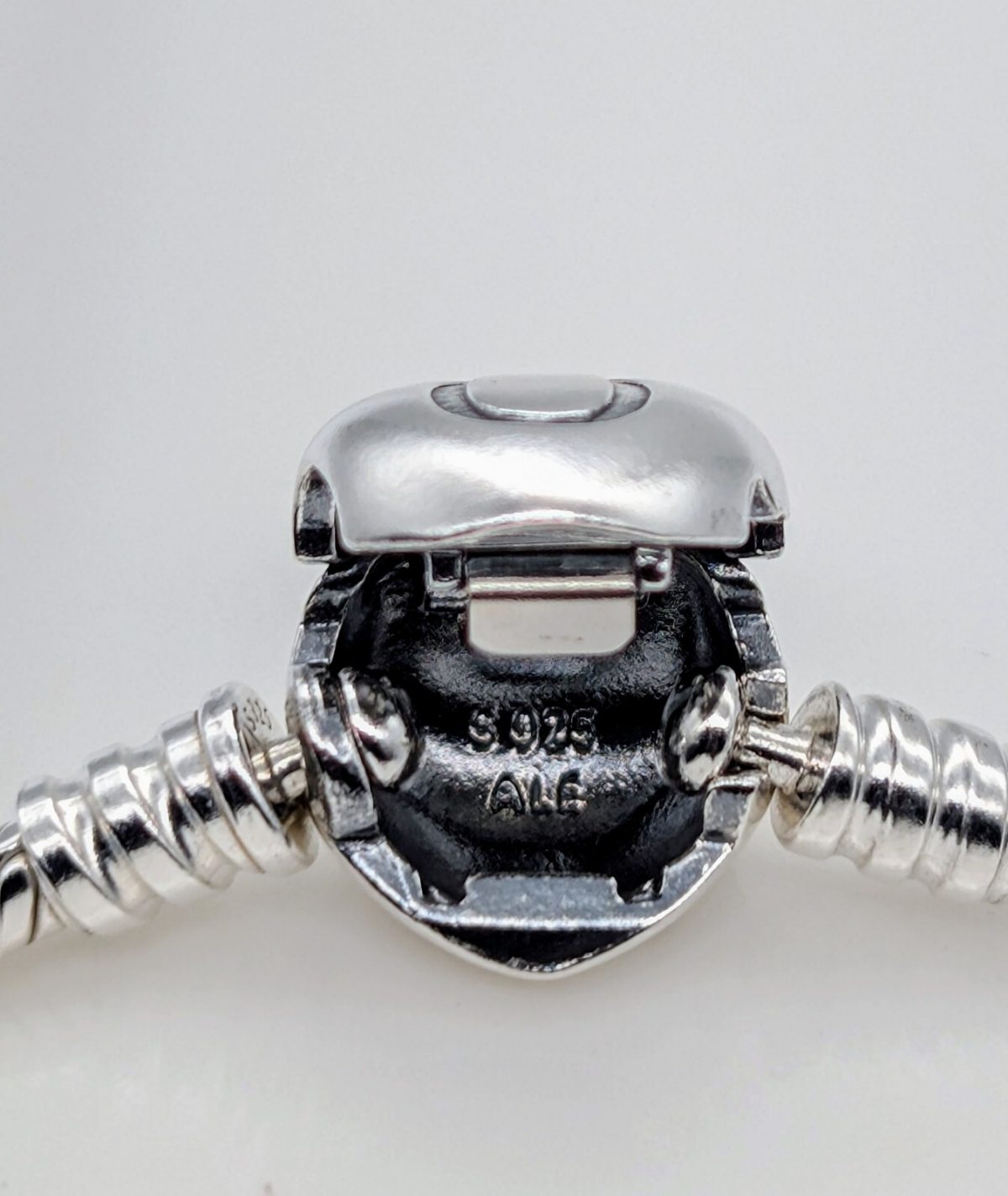 Pandora Armband 925 Sterling Silber 20cm 2xcharms #551