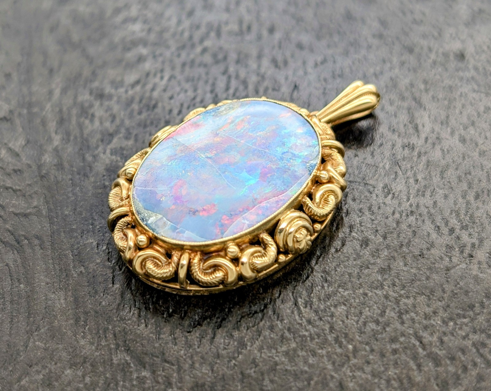 585/14K Gelbgold Vintage Opal Anhänger - 7,50 gr - für Halsketten #1225