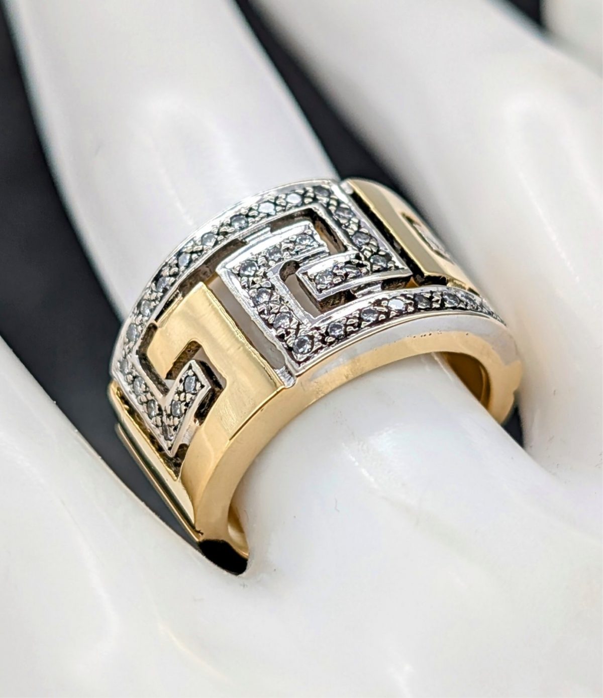 750/18K Gelbgold Medusa Brillanten Ring - 10,90g - Damenring [GR.51] #1432