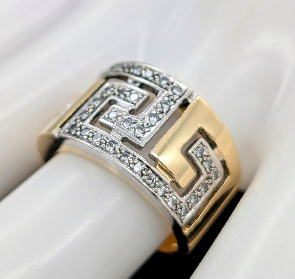750/18K Gelbgold Medusa Brillanten Ring - 10,90g - Damenring [GR.51] #1432