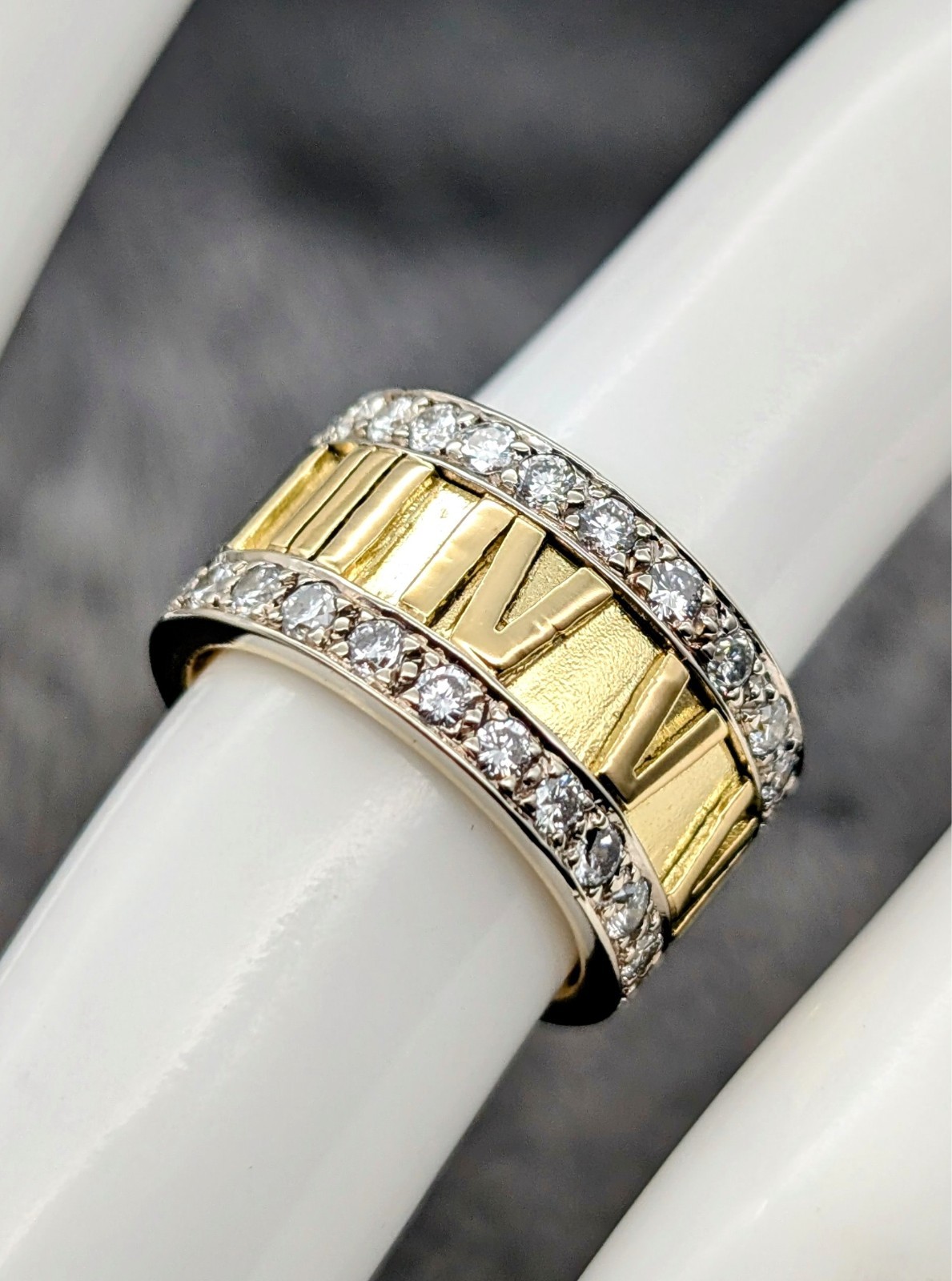 750/18K Gelbgold Römischer Brillanten Ring - 13,20g - Damenring [GR.47] #1431