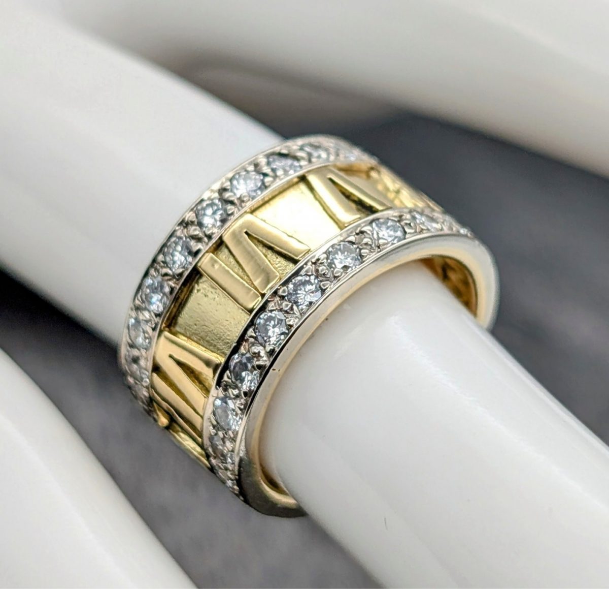 750/18K Gelbgold Römischer Brillanten Ring - 13,20g - Damenring [GR.47] #1431