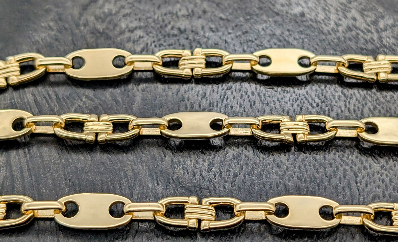 750/18K Gelbgold Steigbügelkette - 93,20 g - Plattenkette Kette 68,50cm #1452