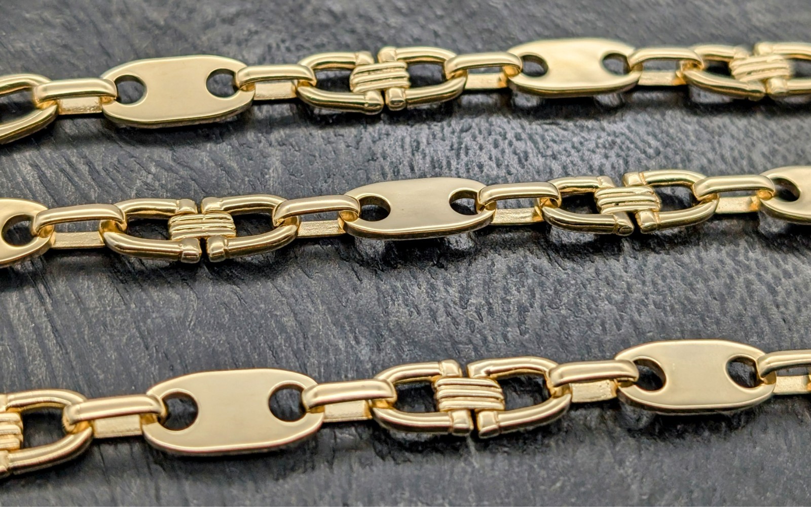 750/18K Gelbgold Steigbügelkette - 93,20 g - Plattenkette Kette 68,50cm #1452