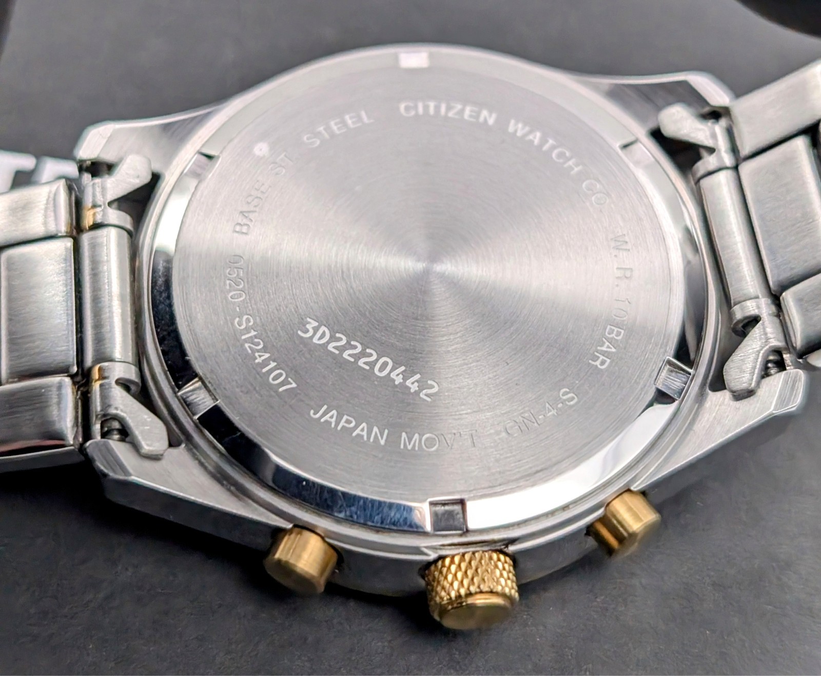 Citizen Chronograph Quartz Ref. 0520-S124107 – Edelstahl/Gold Ø42mm Uhr #1512