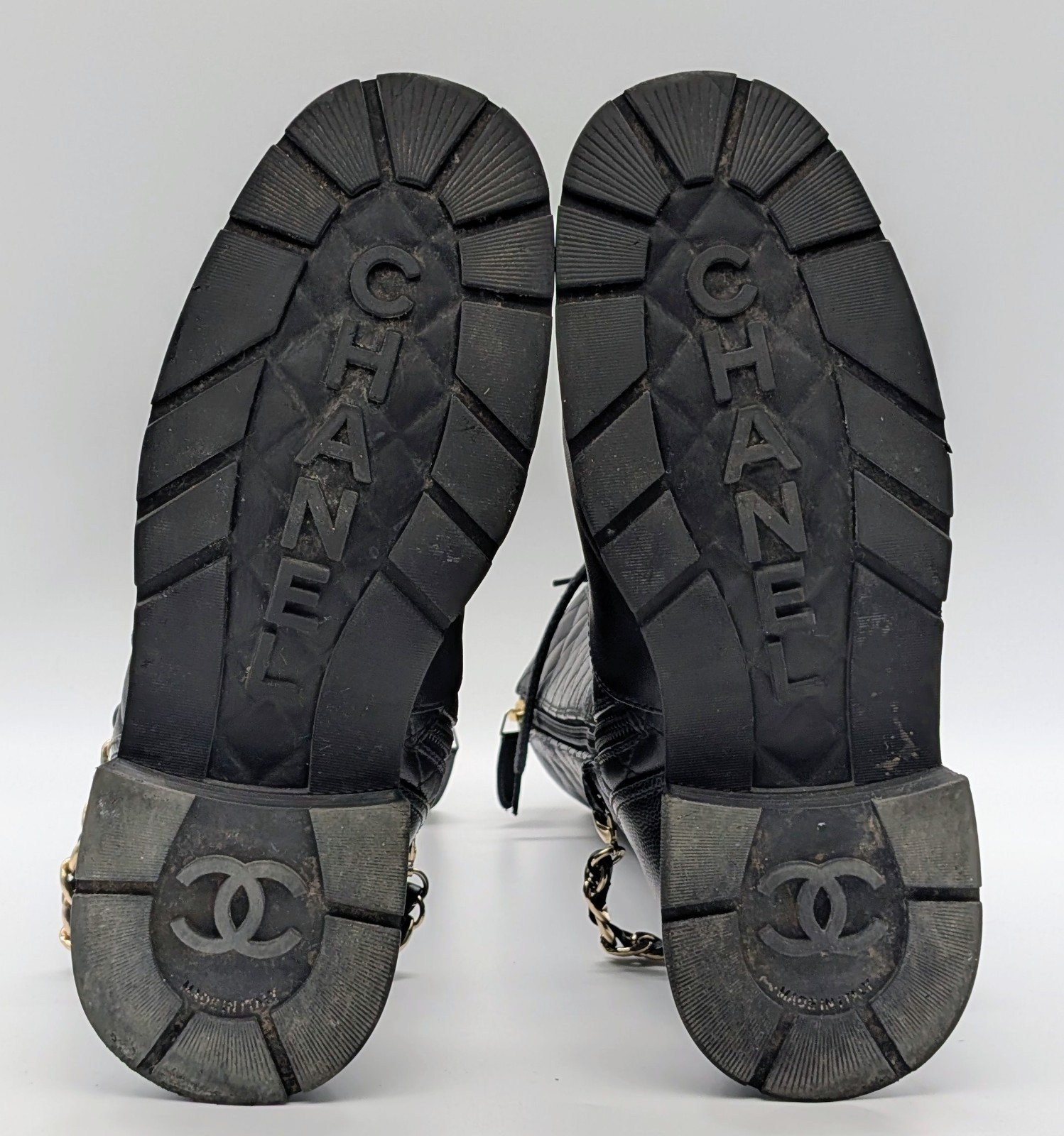 Chanel Lace-Up Combat Boots Leder – Gr. 40 – ikonische CC Chain – Quilted #930