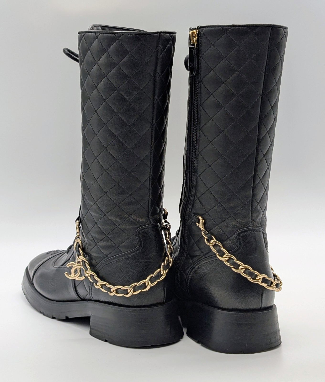 Chanel Lace-Up Combat Boots Leder – Gr. 40 – ikonische CC Chain – Quilted #930