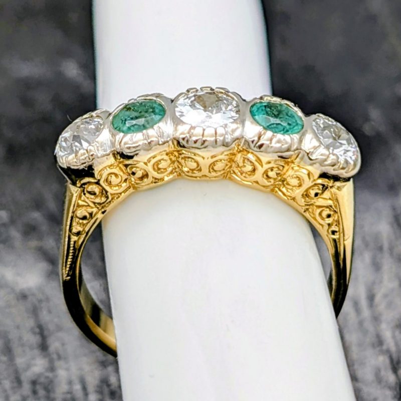 585/14K Gelbgold Smaragd Brillant 0,90ct Damenring – 7,40 g – [Größe 58] #1572