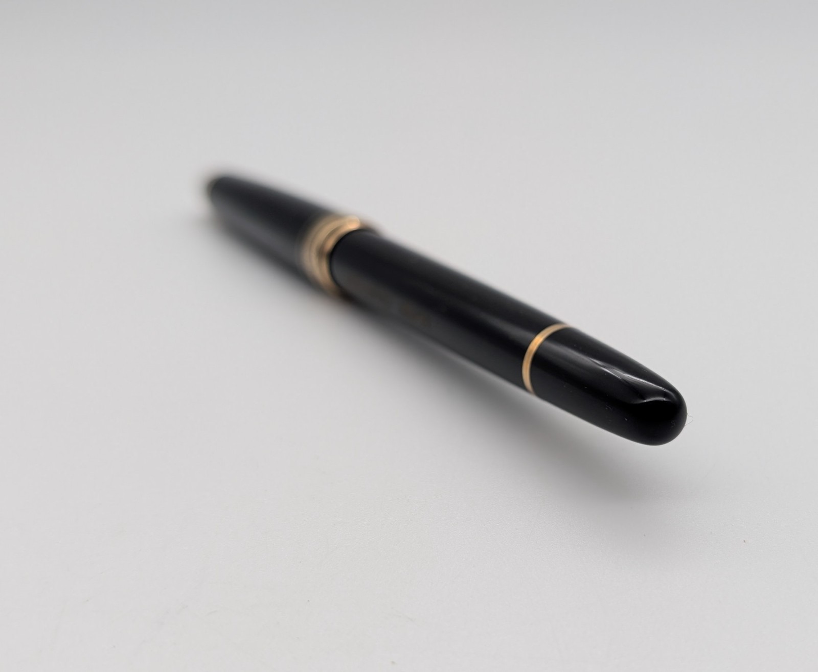 Montblanc Meisterstück 144 Füllfederhalter Classique 4810 / 14K Feder #1705