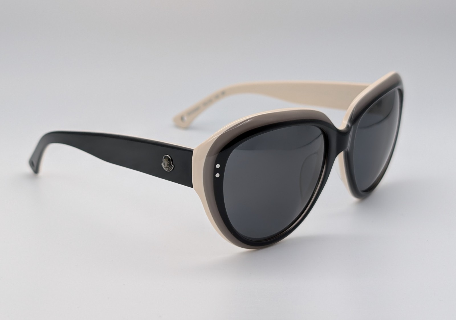 Moncler MC542S01 – Sonnenbrille - 55□19 – 140 Schwarz -Weiß #1802