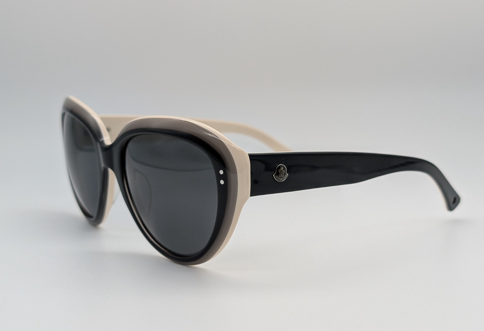 Moncler MC542S01 – Sonnenbrille - 55□19 – 140 Schwarz -Weiß #1802