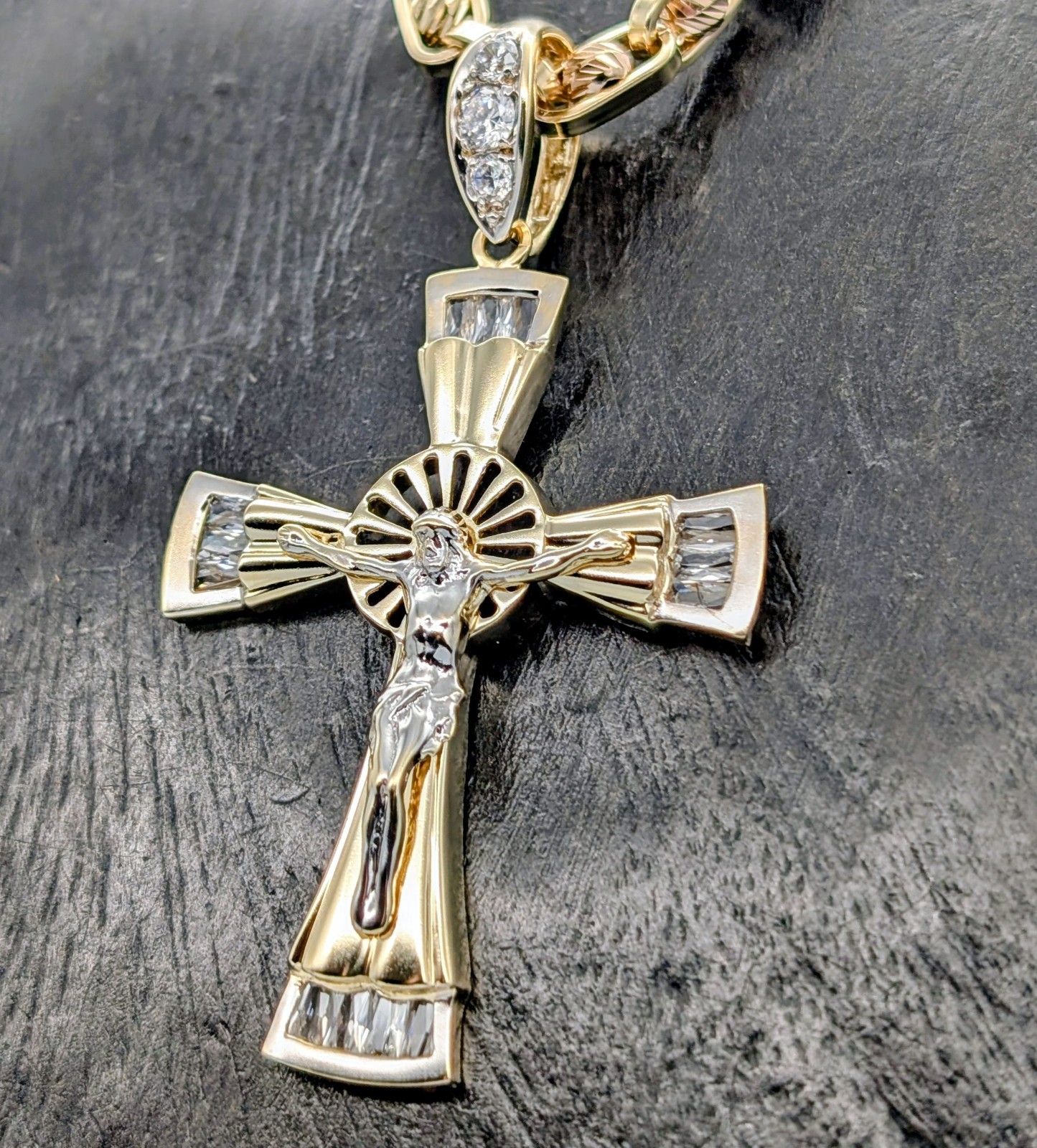 Anhänger Kreuz Jesus Zirkonia 585/14K Gelbgold – 12g – für Halsketten #2001