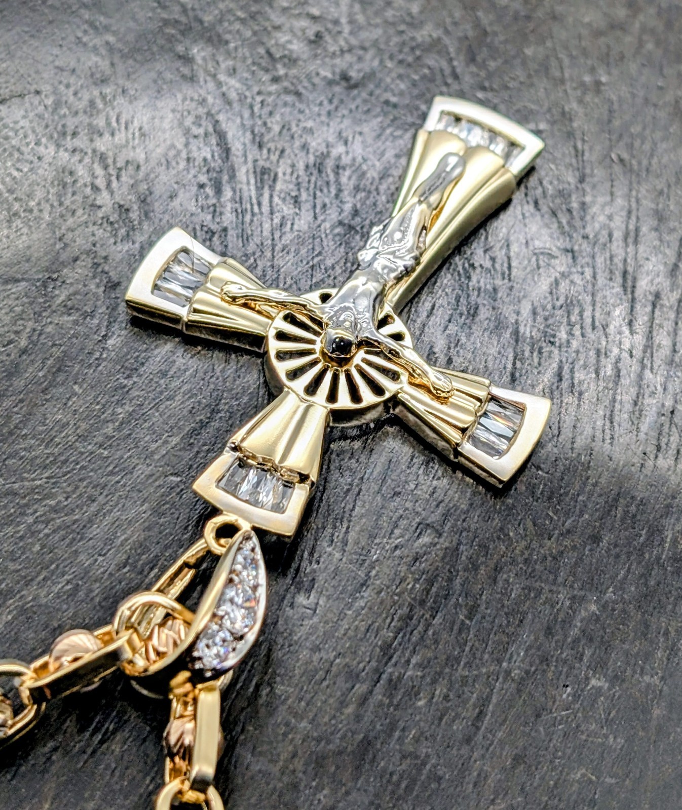 Anhänger Kreuz Jesus Zirkonia 585/14K Gelbgold – 12g – für Halsketten #2001