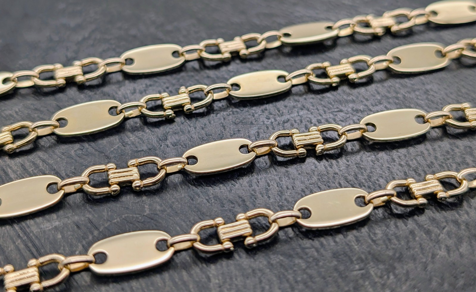 Steigbügelkette Plattenkette Kette 585/14K Gelbgold – 40,90g – 68,50cm #2055