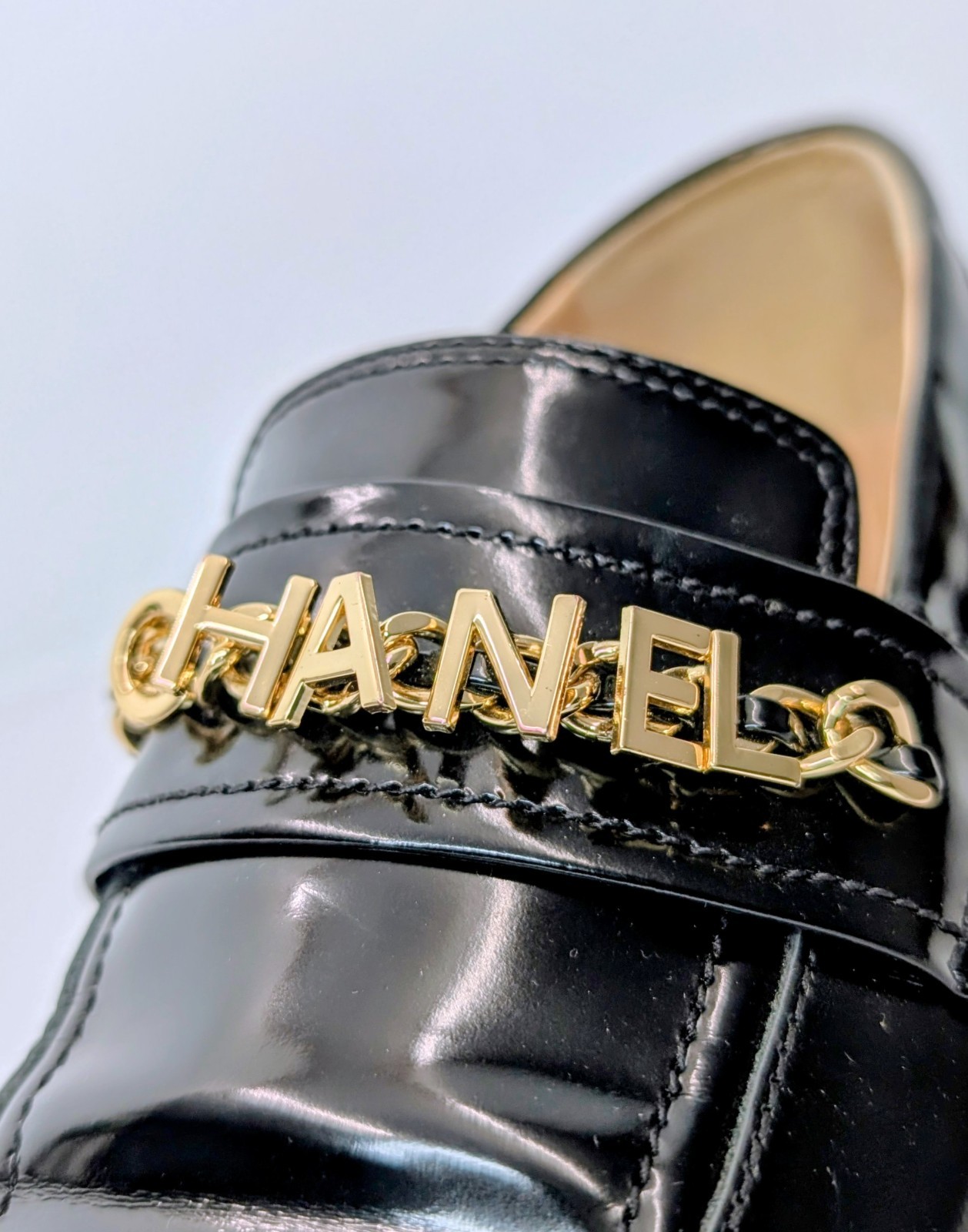 Chanel 21S Chain CC Loafers – Black Leather/Gold Chain Halbschuhe Schuhe #2069