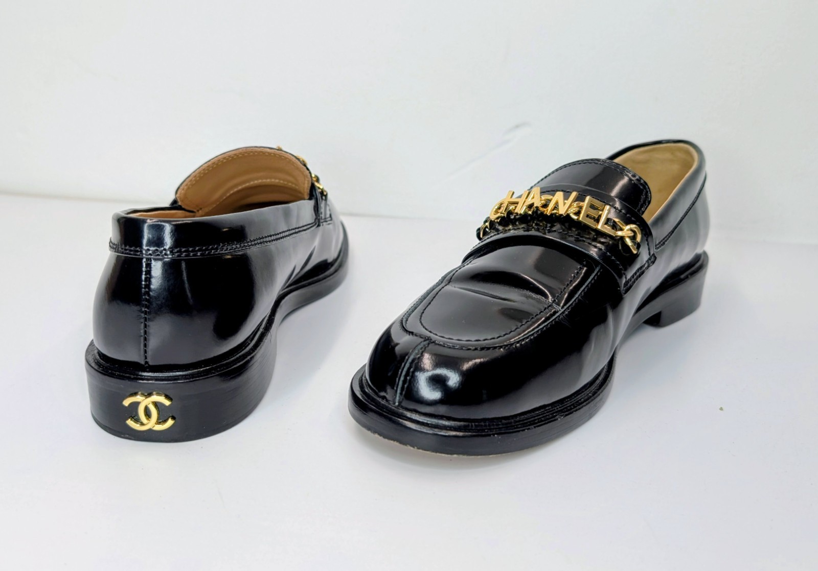 Chanel 21S Chain CC Loafers – Black Leather/Gold Chain Halbschuhe Schuhe #2069