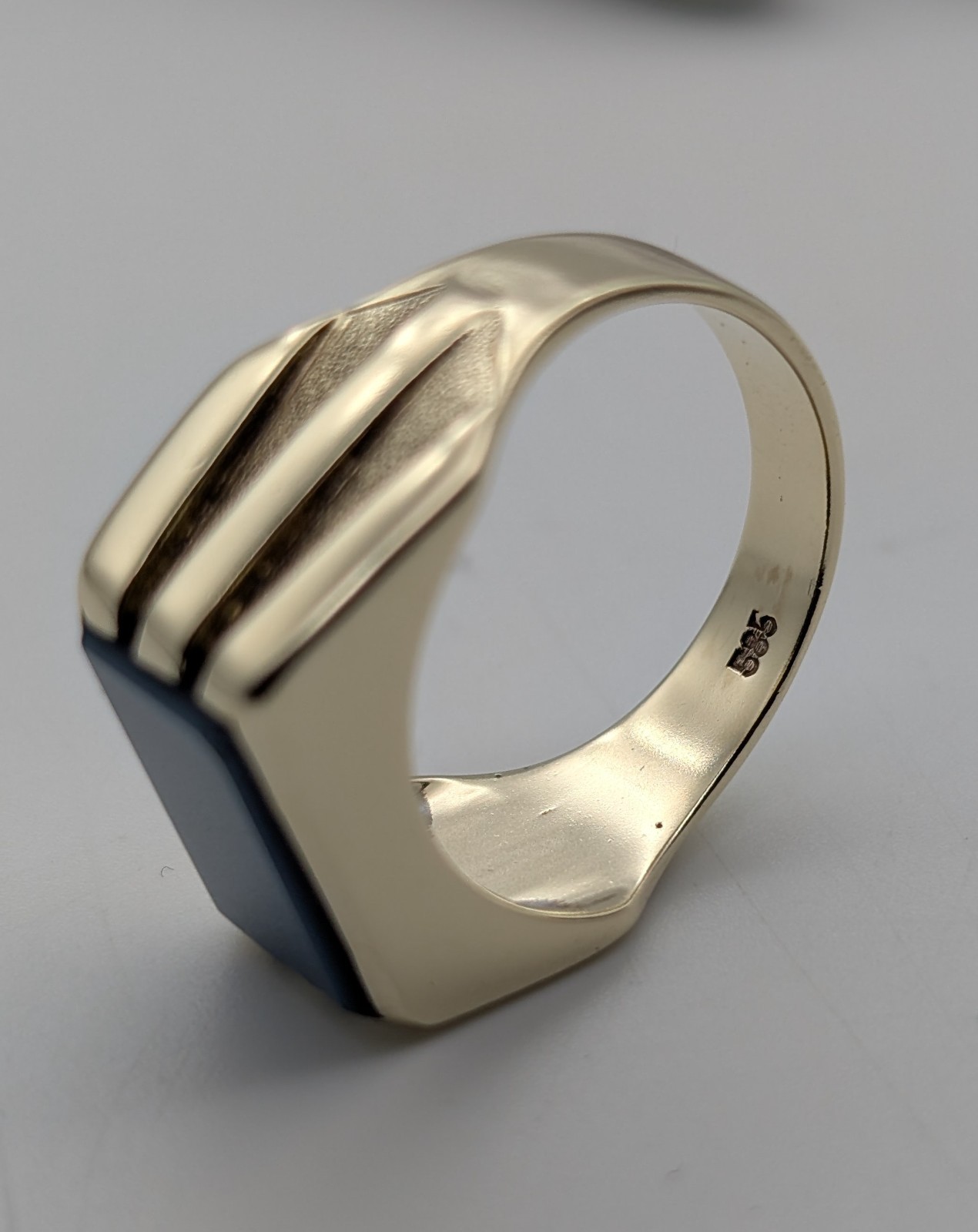 Lagenstein Siegelring Gelbgold 585/14K – 8,70g – (Größe 60) Design Ring #1914