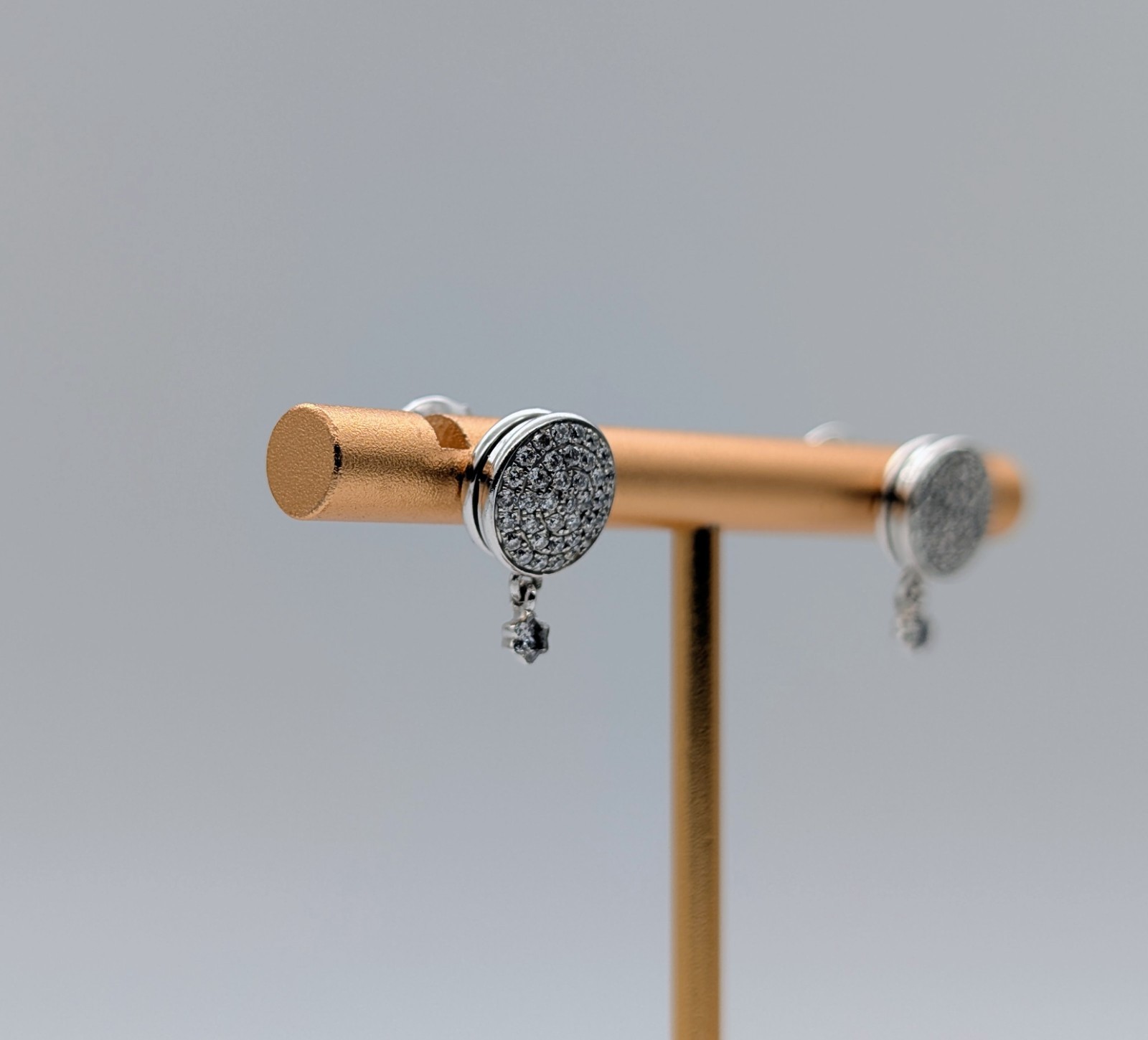 MontBlanc Dame Blanche Ohrringe Weißgold 0,45ct Diamant 750/18K – 6,90g #1976