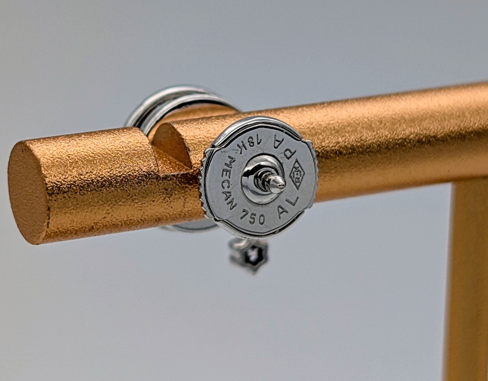 MontBlanc Dame Blanche Ohrringe Weißgold 0,45ct Diamant 750/18K – 6,90g #1976