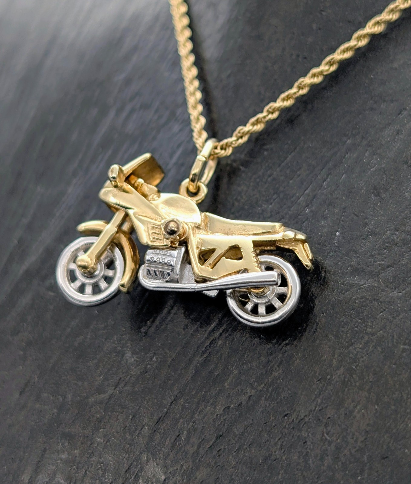 Motorrad Anhänger 333/8K Gelbgold – 5,25g – für Halsketten #N191