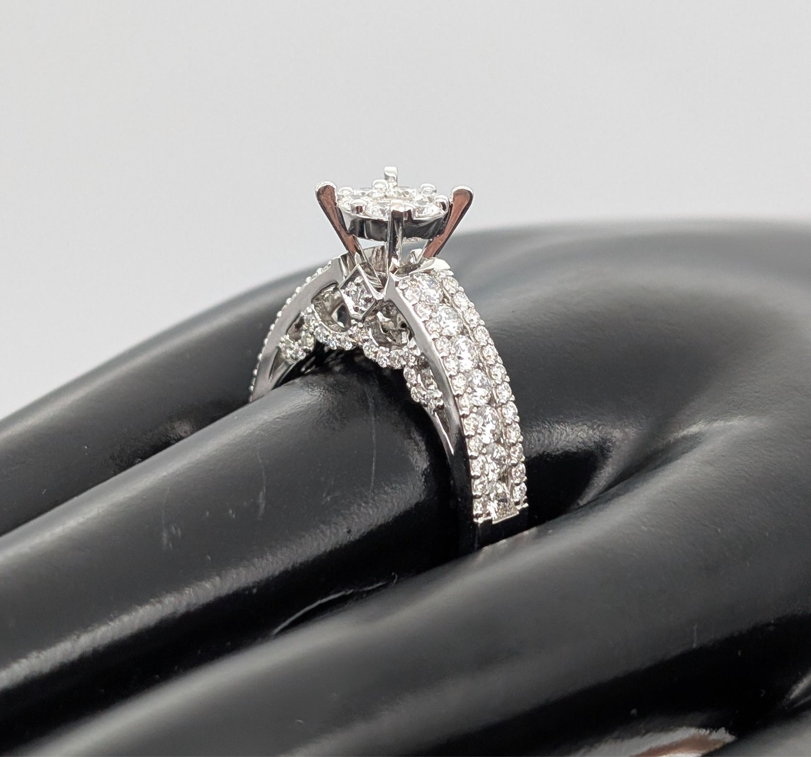 Solitär Brillant Damen Ring 2,87ct Weißgold 750/18K – 7,60g – (Gr. 57) #2006