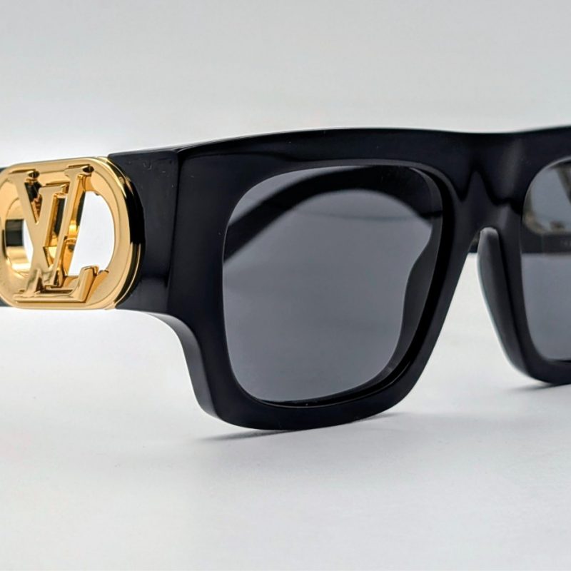 Louis Vuitton LV Link Square Sunglasses – 53[]19 135 Black/Gold Z1476W #3079
