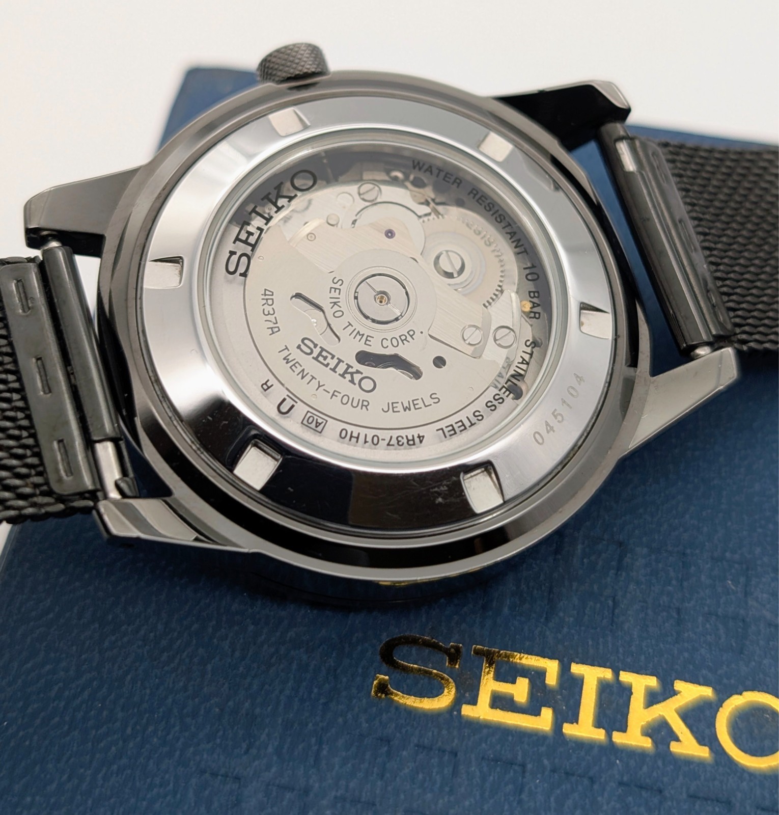 SEIKO Automatic Black Nylon 4R37-01H0 – Ø42mm Herrenuhr #3122