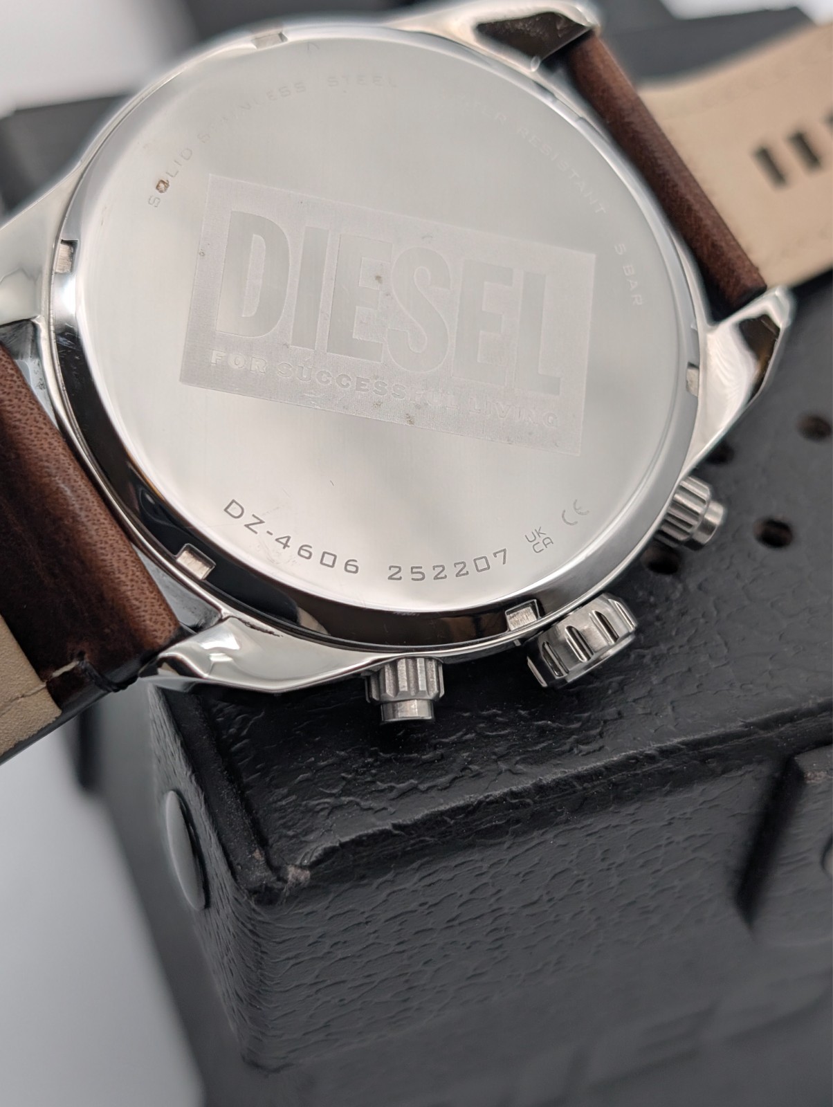 Diesel Spiked DZ-4606 – Ø49mm Herrenuhr Chronograph Quarz #3126