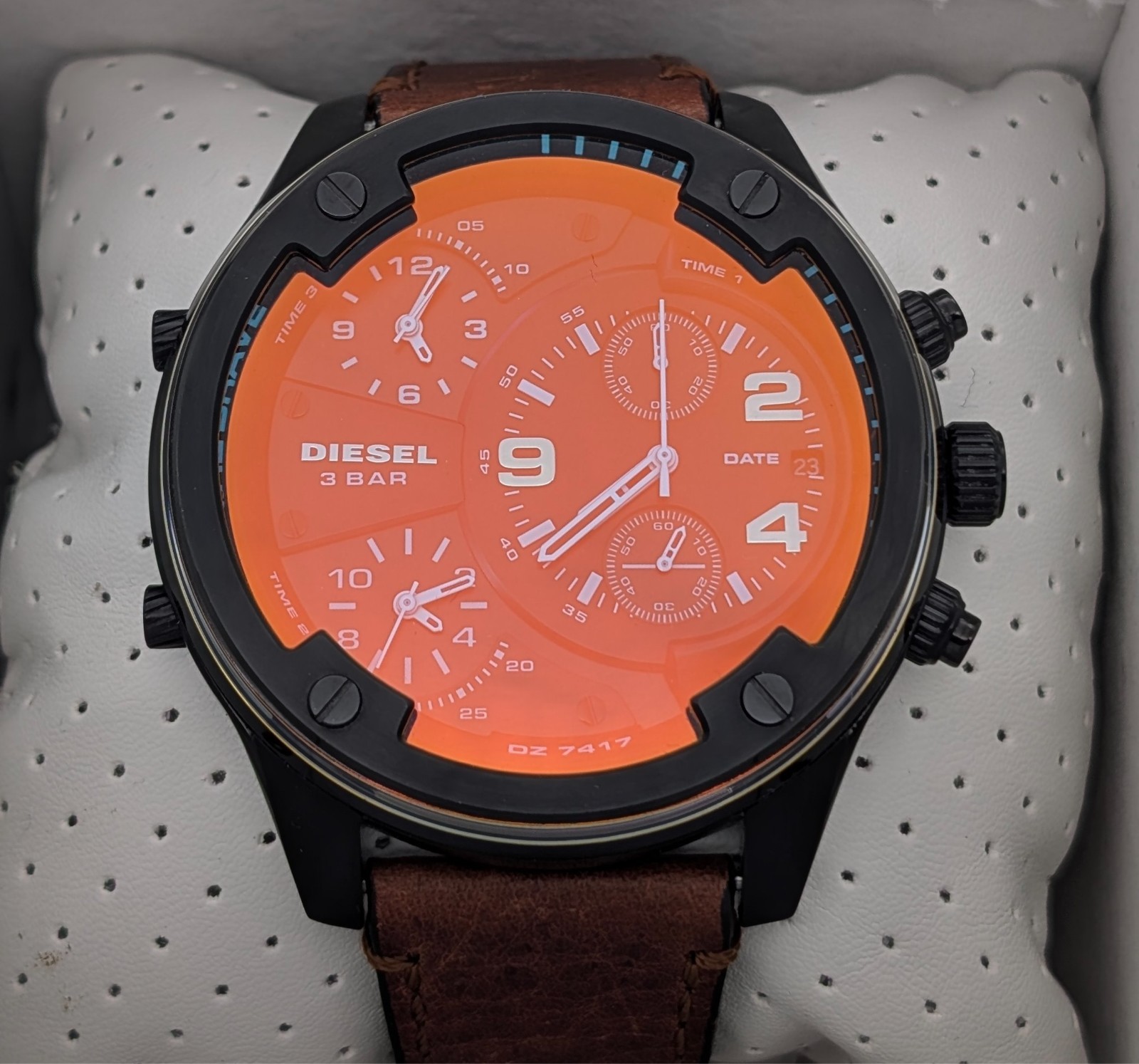 Diesel DZ-7417 Boltdown Armbanduhr – Ø56mm Herrenuhr Chronograph Quarz #3127