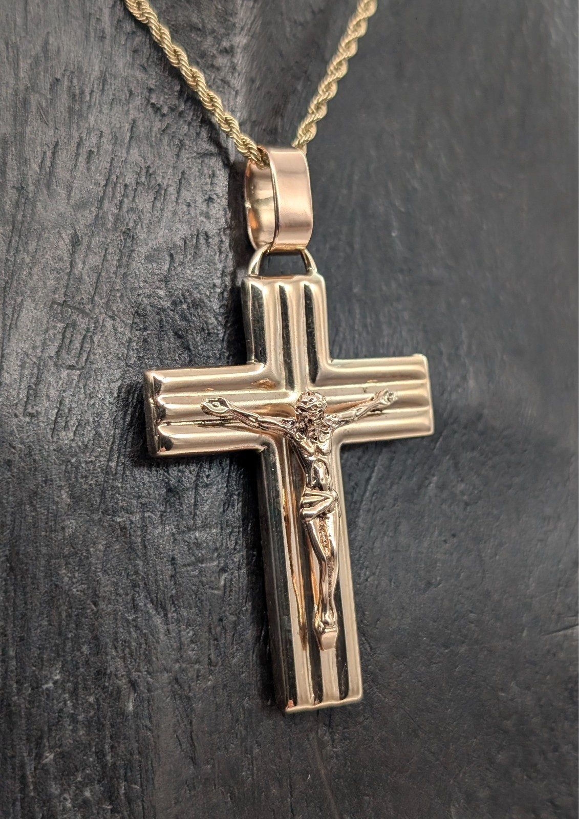 Anhänger Kreuz Jesus 585/14K Rosegold – 5,00g – für Halsketten #3153