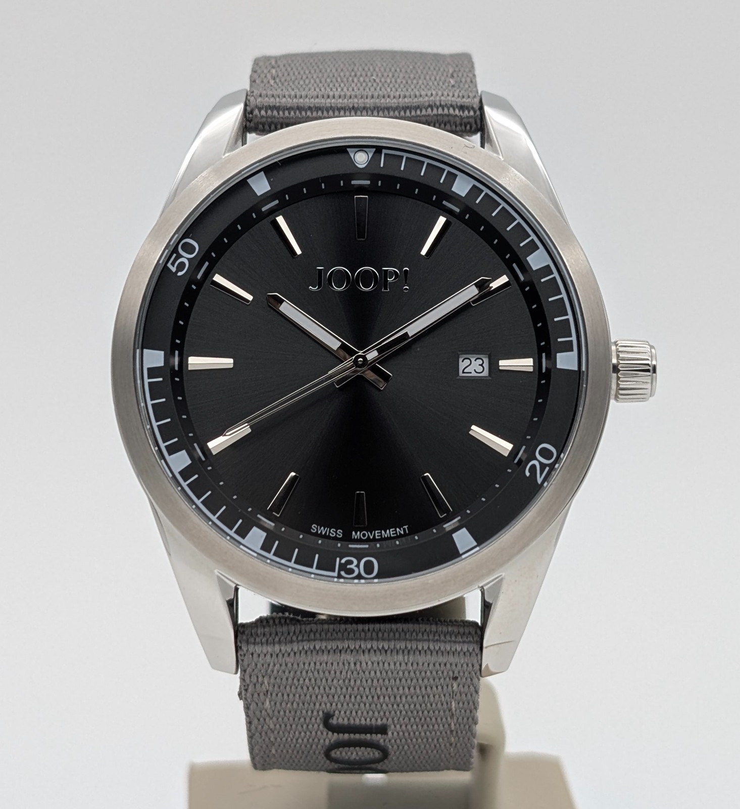 Joop 2033710 Armbanduhr – Ø45mm Quarz Stoffarmband Grau #3135