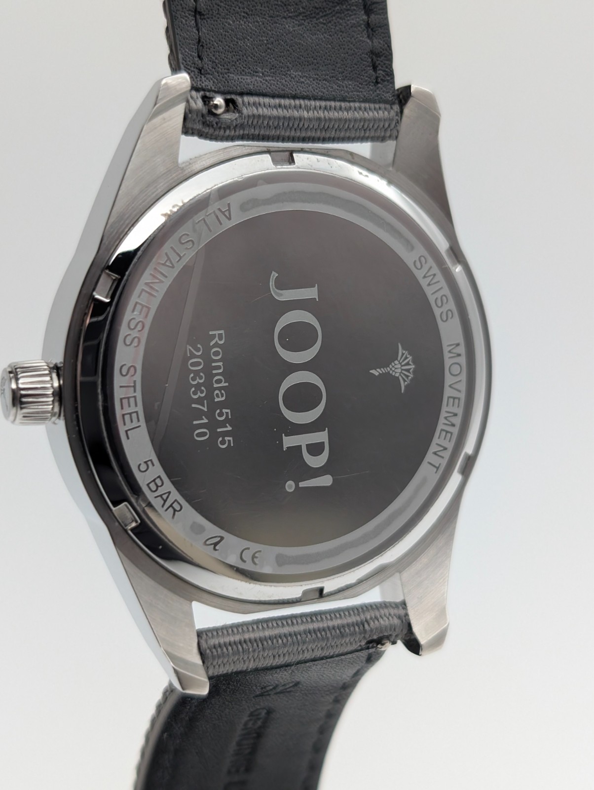 Joop 2033710 Armbanduhr – Ø45mm Quarz Stoffarmband Grau #3135