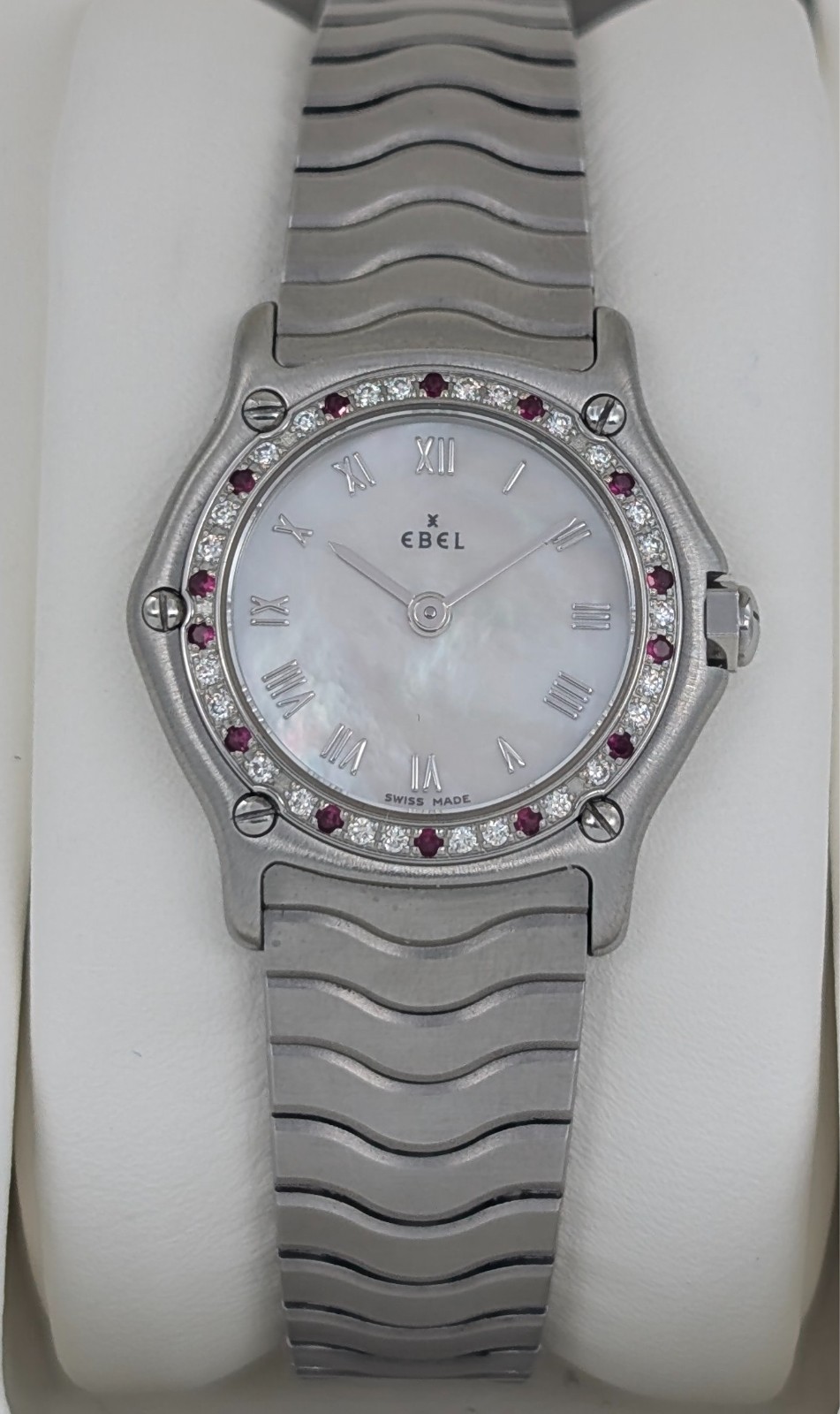 Ebel Classic 9157116-20 Rubin Bezel Quarz Uhr Ø24mm Damenuhr #3157