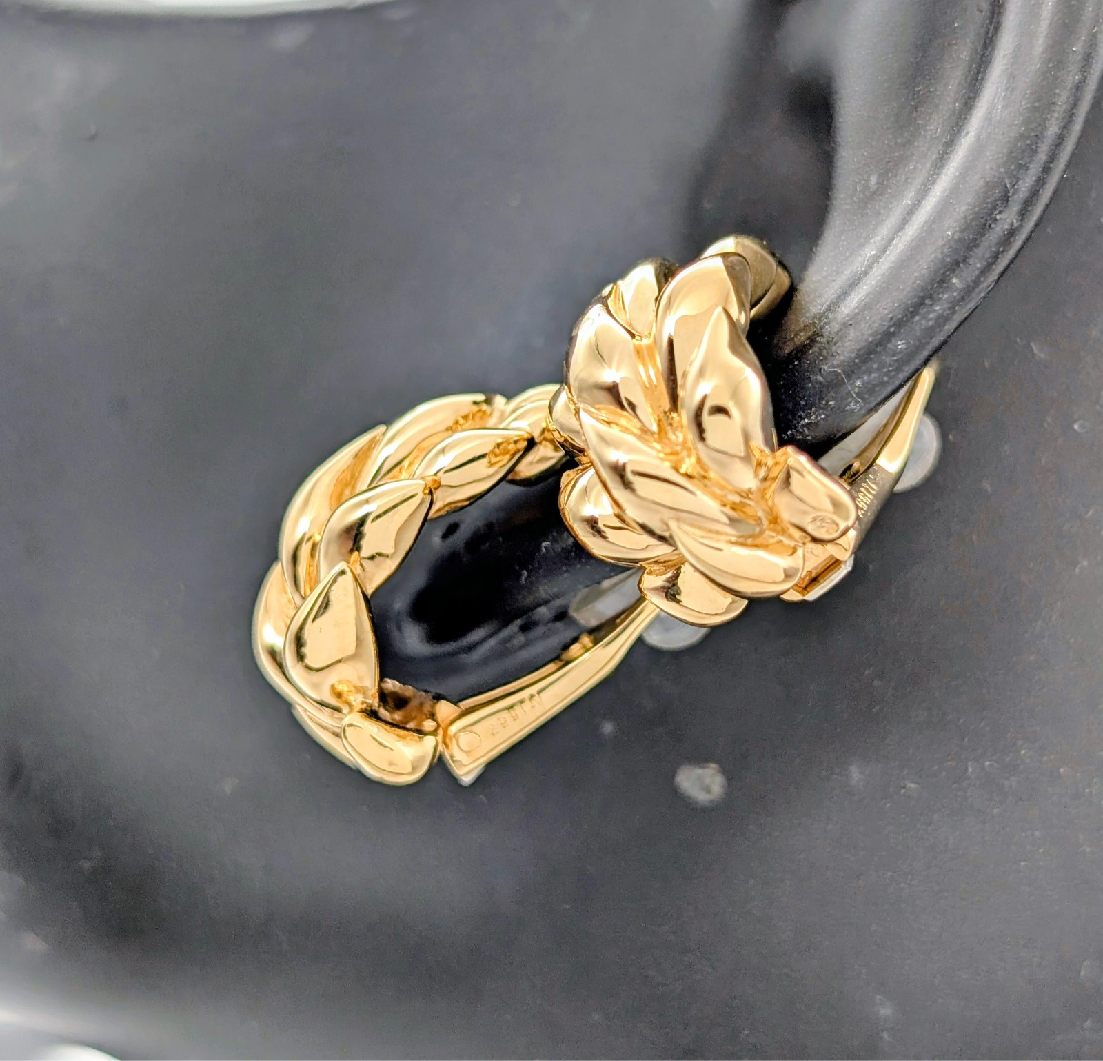 Chanel Vintage Ohrringe Blättermotiv 750/18K Gelbgold 18,60g #3322
