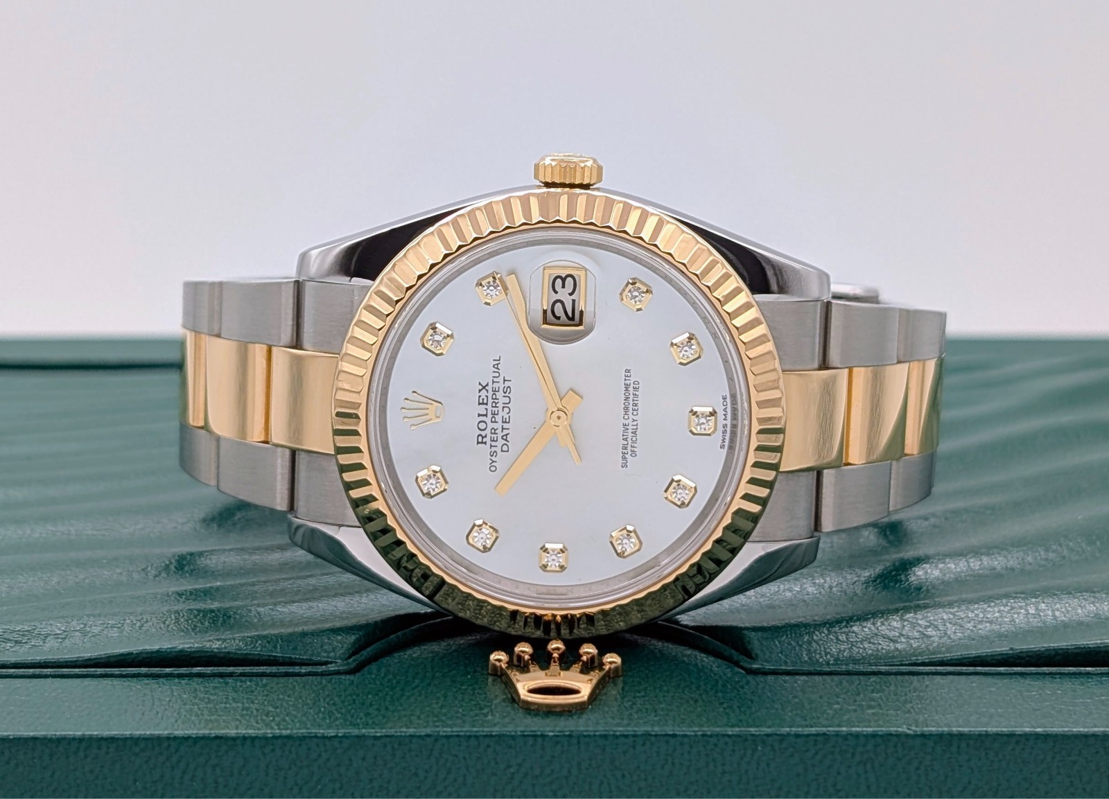 Rolex Datejust Ref.126333 Mother of Pearl Diamond Dial Ø41mm Uhr Fullset #3308