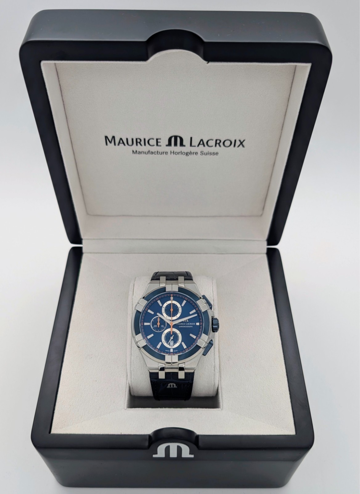 Maurice Lacroix AIKON AI1018-SS001 Uhr Ø44mm Quarz Herrenuhr Full Set #3370